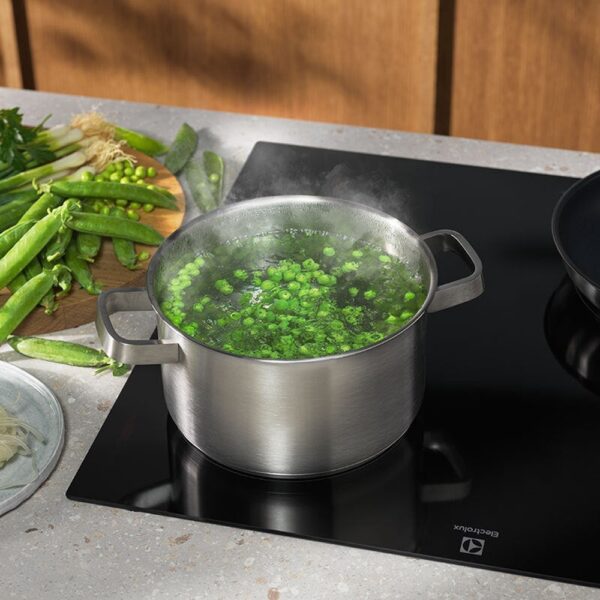 Electrolux CIB60320CK - Vitroceramica Induccion 3 Zonas Coccion Ancho 56 Cm - Imagen 3